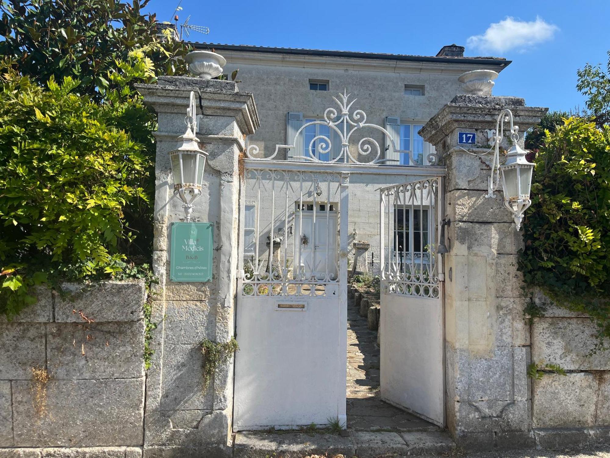 Villa Medicis Brantome Exterior photo